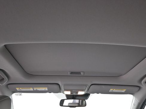 Used 2020 Honda CR-V Touring image 22