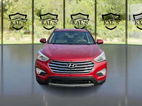 Used 2016 Hyundai Santa Fe SE image 2