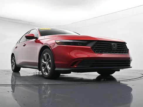 Used 2024 Honda Accord EX image 32