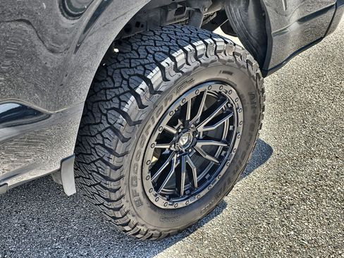 Certified 2021 Ford F150 XLT w/ Equipment Group 302A High image 10