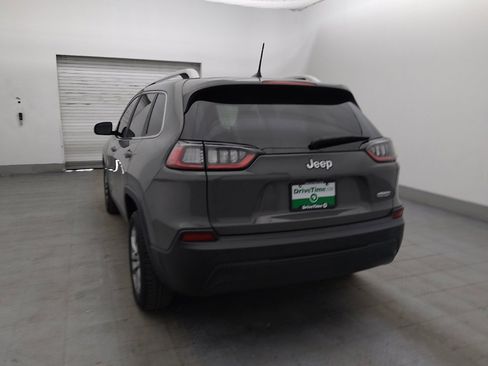 Used 2020 Jeep Cherokee Latitude Plus w/ Comfort/Convenience Group FWD image 5