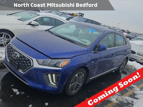 Used 2020 Hyundai Ioniq SEL image 1