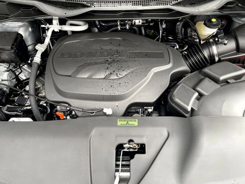 New 2026 Honda Odyssey Touring image 5