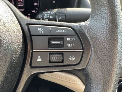 Used 2025 Honda Accord SE image 19