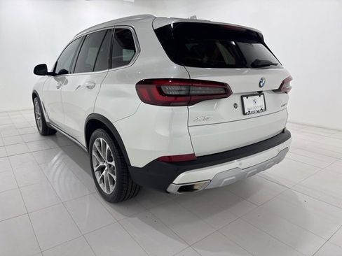Certified 2023 BMW X5 xDrive40i w/ Premium Package image 3