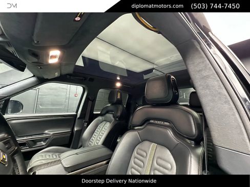 Used 2022 Rivian R1T Launch Edition image 53