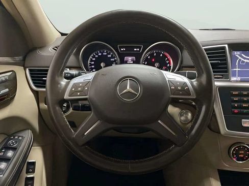 Used 2013 Mercedes-Benz GL 450 4MATIC image 12