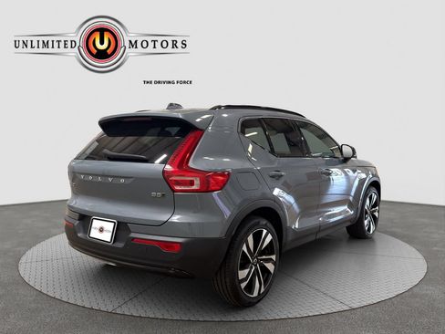 Used 2023 Volvo XC40 B5 Plus w/ Climate Package AWD/4WD image 21