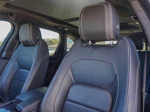 Used 2020 Jaguar F-PACE S image 11