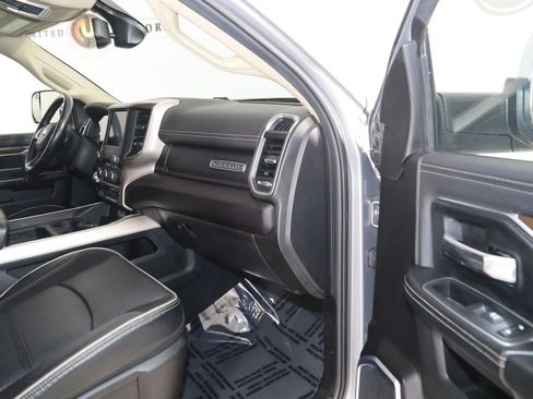 Used 2022 RAM 2500 Laramie AWD/4WD image 44