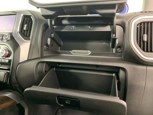 Used 2019 GMC Sierra 1500 SLT w/ SLT Premium Package image 43