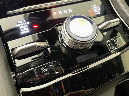 New 2025 Jeep Grand Cherokee L Overland w/ Advanced Protech Group III image 35