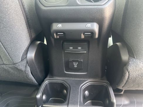 New 2026 Jeep Gladiator Sport AWD/4WD image 12