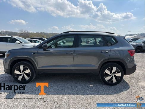 Used 2024 Volkswagen Taos S image 2