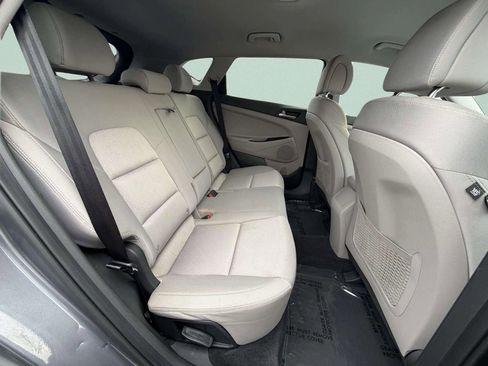 Used 2018 Hyundai Tucson SEL image 17