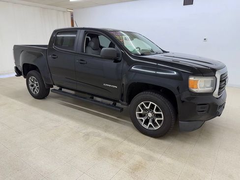 Used 2017 GMC Canyon 2WD Crew Cab w/ Convenience Package image 6