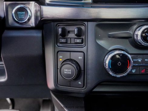 Used 2023 Ford F450 Lariat w/ FX4 Off-Road Package image 57