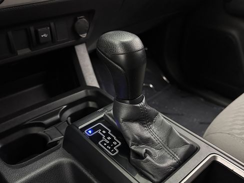 Used 2021 Toyota Tacoma SR image 14