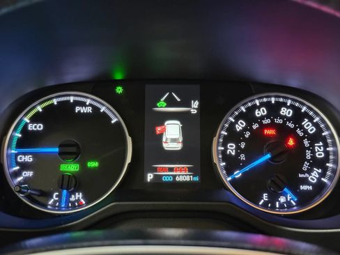 Used 2019 Toyota RAV4 XLE AWD/4WD image 20