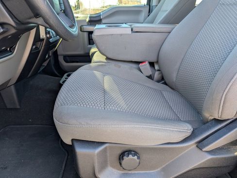 Used 2019 Ford F150 XLT image 7