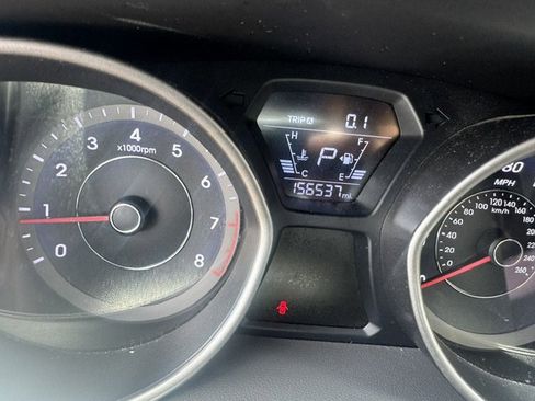 Used 2016 Hyundai Elantra SE FWD image 12