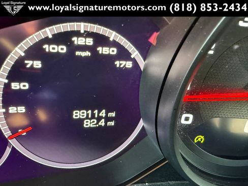 Used 2021 Porsche Cayenne AWD/4WD image 27