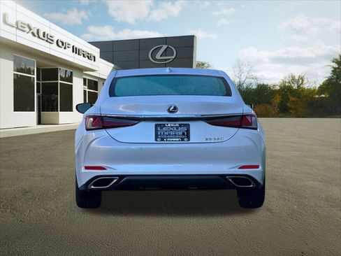 New 2025 Lexus ES 350 w/ Premium Package image 9