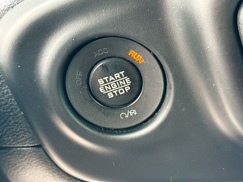 Used 2020 Jeep Wrangler Unlimited Sahara w/ LED Lighting Group image 35