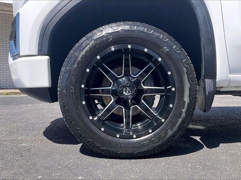 Used 2021 GMC Sierra 1500 AT4 AWD/4WD image 9