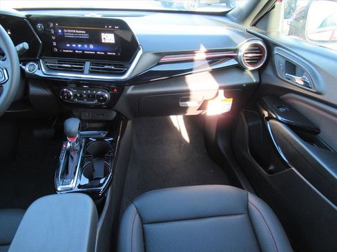 New 2026 Chevrolet Trax RS w/ Sunroof Package image 14