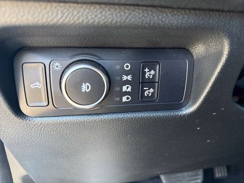 Certified 2025 Ford Ranger XLT AWD/4WD image 17