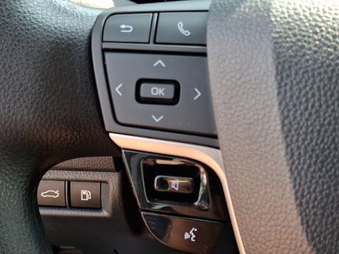 Used 2025 Toyota Camry LE FWD image 22