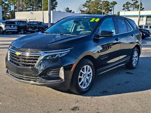 Used 2024 Chevrolet Equinox LT image 1