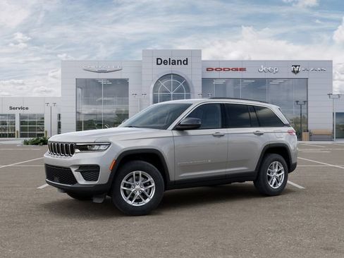 New 2026 Jeep Grand Cherokee Laredo X AWD/4WD image 3