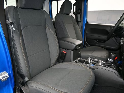 New 2026 Jeep Gladiator Sport image 34