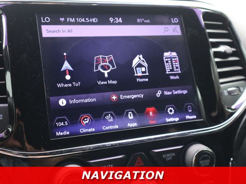 Used 2020 Jeep Grand Cherokee Altitude AWD/4WD image 20