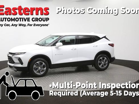 Used 2025 Chevrolet Blazer LT FWD image 58