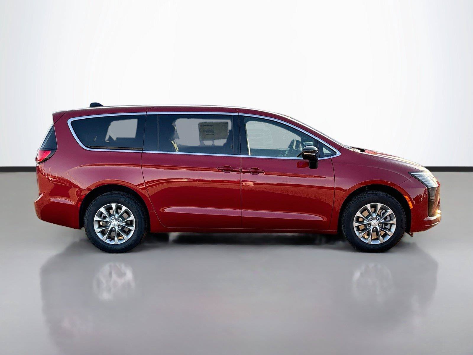 New 2027 Chrysler Pacifica Select AWD/4WD image 17