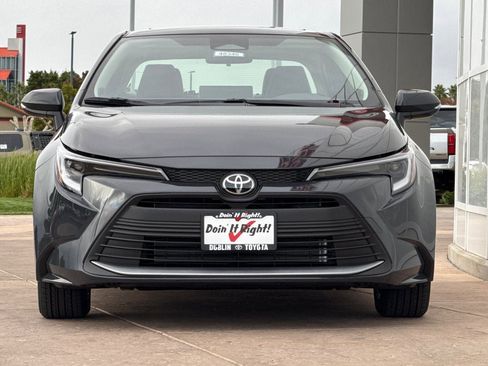 New 2026 Toyota Corolla XLE image 10