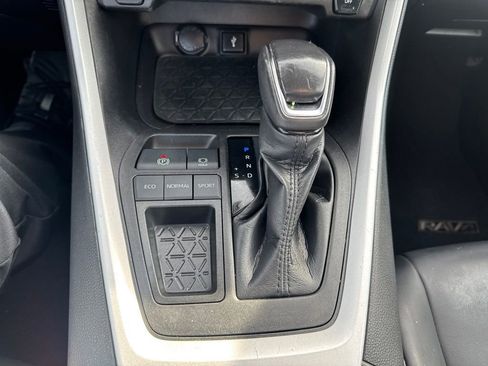 Used 2021 Toyota RAV4 XLE Premium FWD image 19