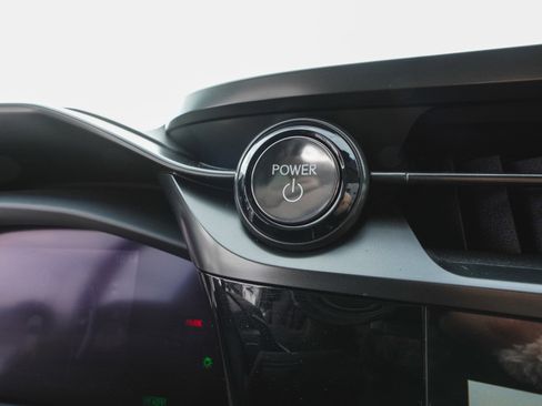 Used 2023 Lexus RZ 450e Premium image 19