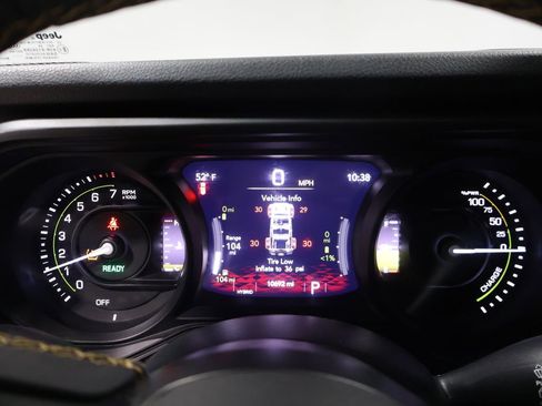 Used 2024 Jeep Wrangler Unlimited w/ Convenience Group image 41