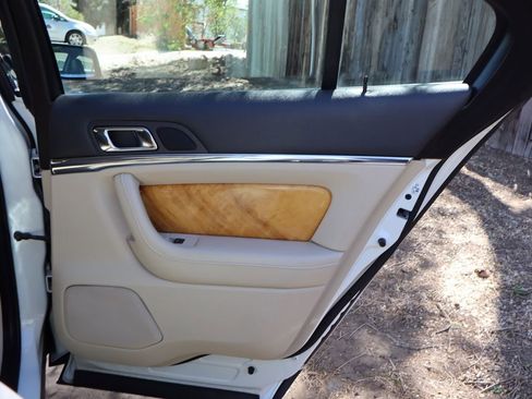 Used 2012 Lincoln MKS AWD image 25