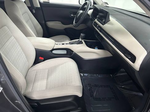 Used 2024 Honda HR-V LX image 13