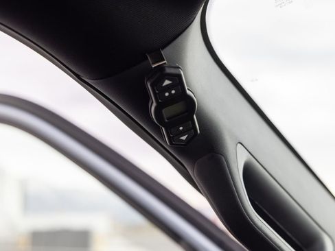 Used 2024 Ford F350 Platinum w/ Tremor Off-Road Package image 40