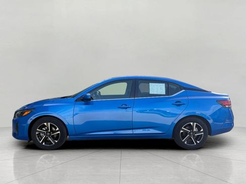 Used 2025 Nissan Sentra SV FWD image 7