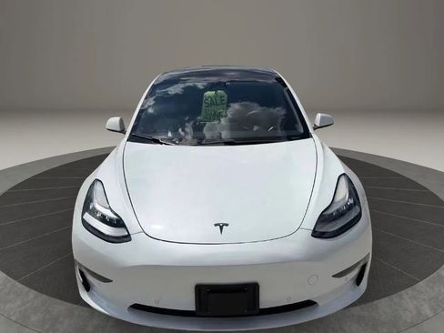 Used 2020 Tesla Model 3 Standard Range Plus RWD image 4