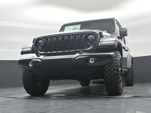 New 2026 Jeep Gladiator Sport AWD/4WD image 43