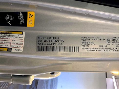 Used 2024 Jeep Wrangler Unlimited Rubicon 4xe AWD/4WD image 36