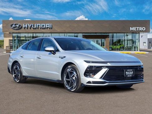 New 2026 Hyundai Sonata SEL FWD image 1